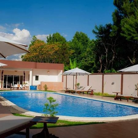 Bira Hotel Antsirabe Esterno foto