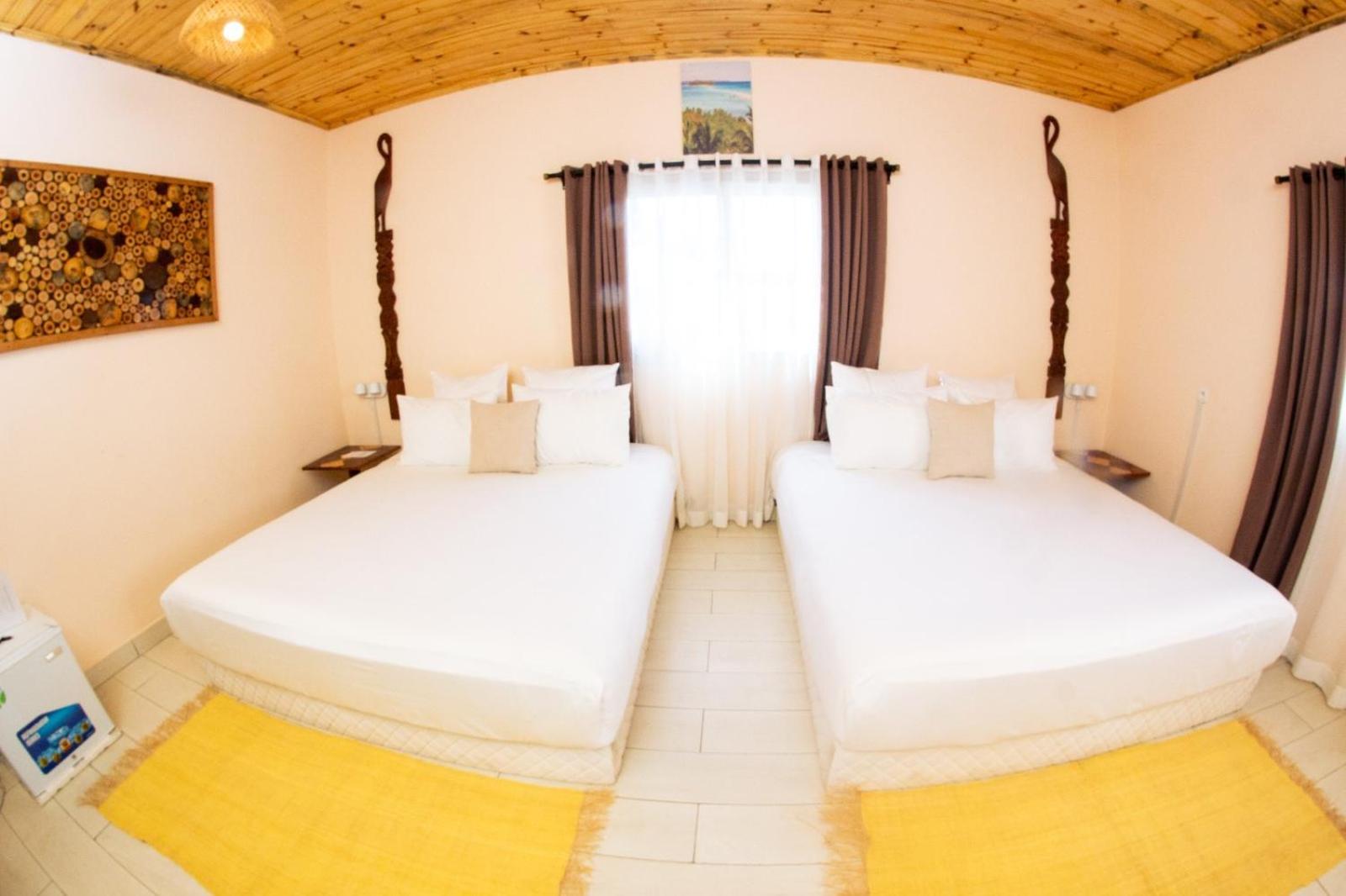 Bira Hotel Antsirabe Esterno foto
