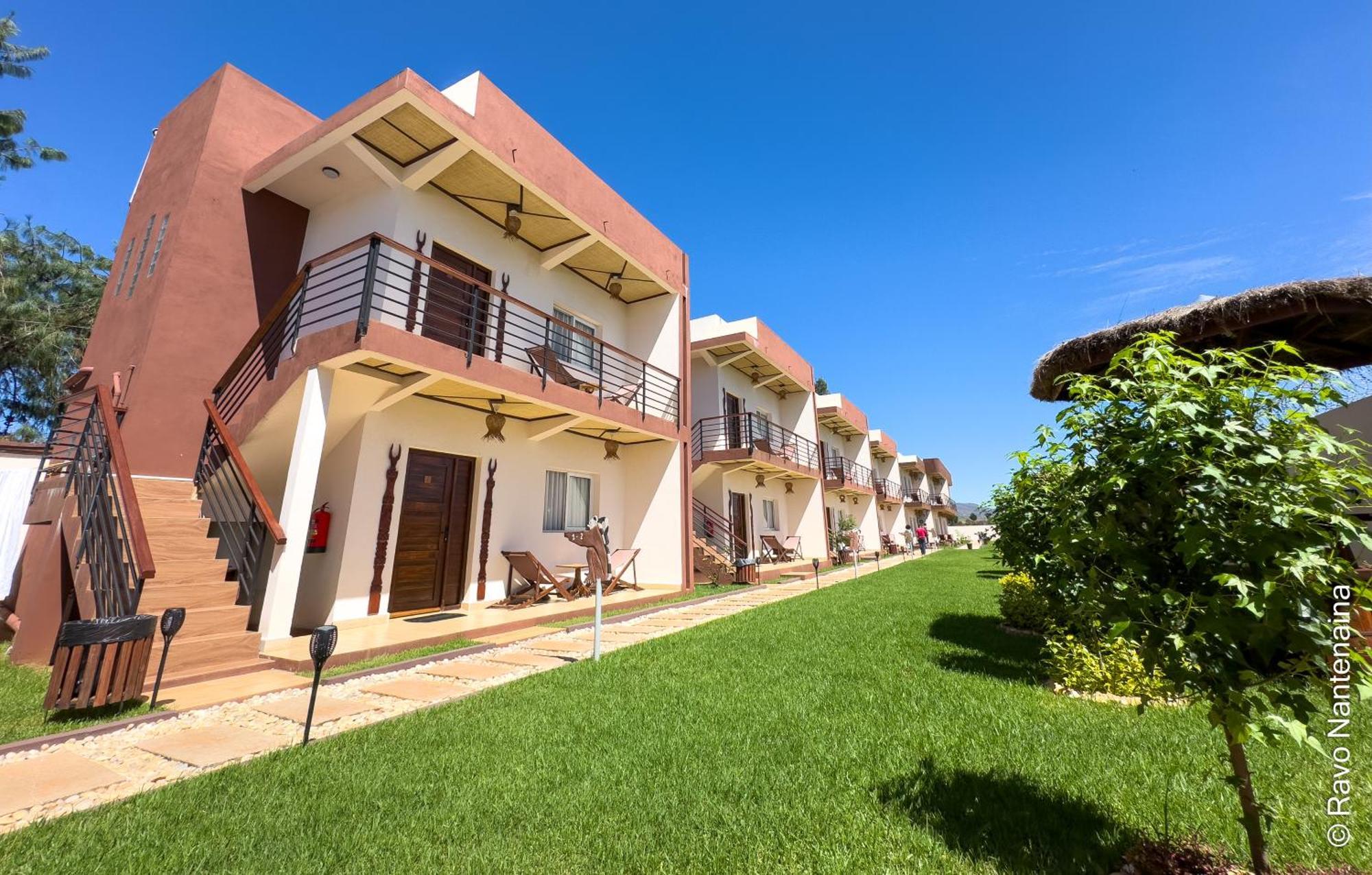 Bira Hotel Antsirabe Esterno foto