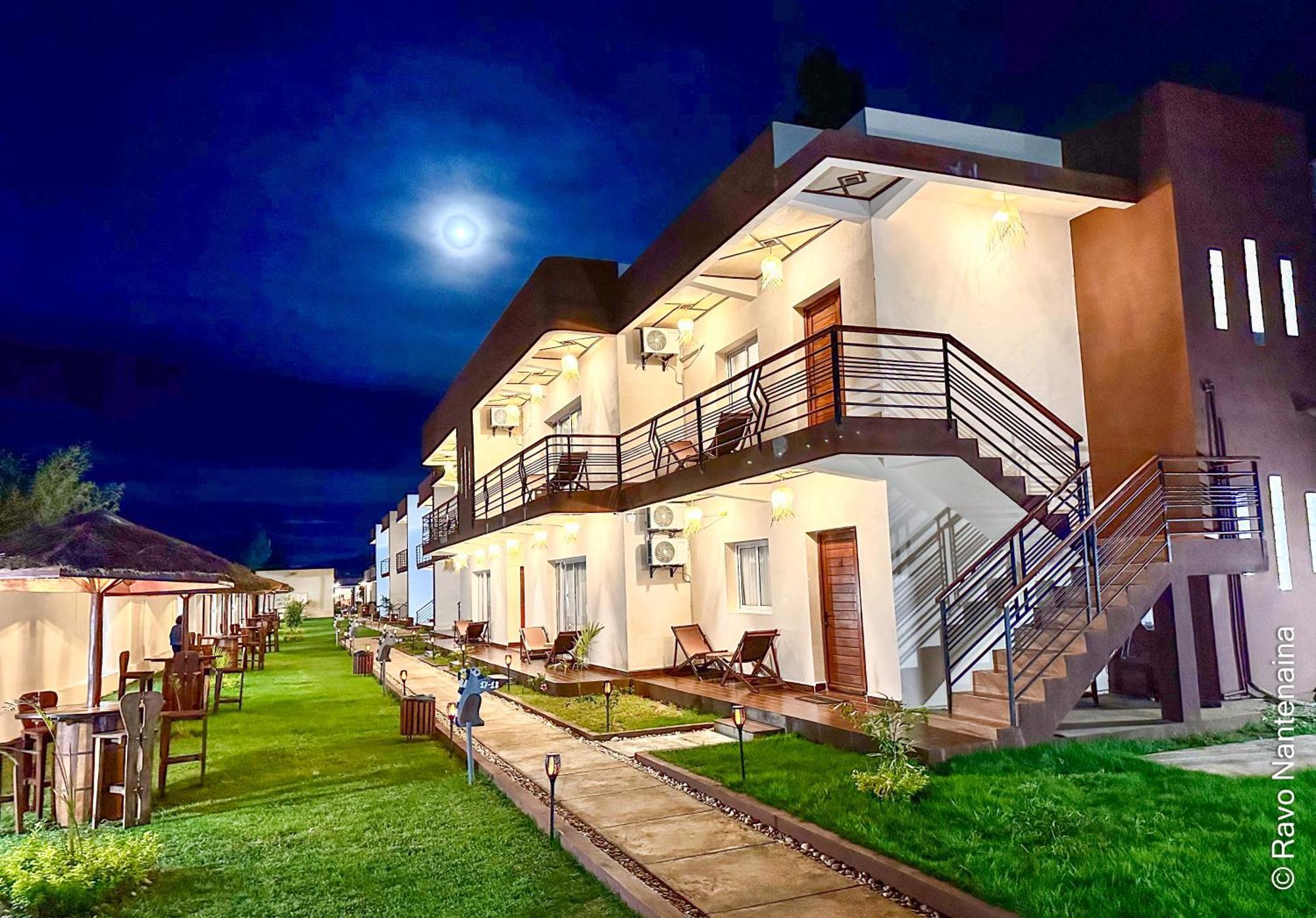 Bira Hotel Antsirabe Esterno foto
