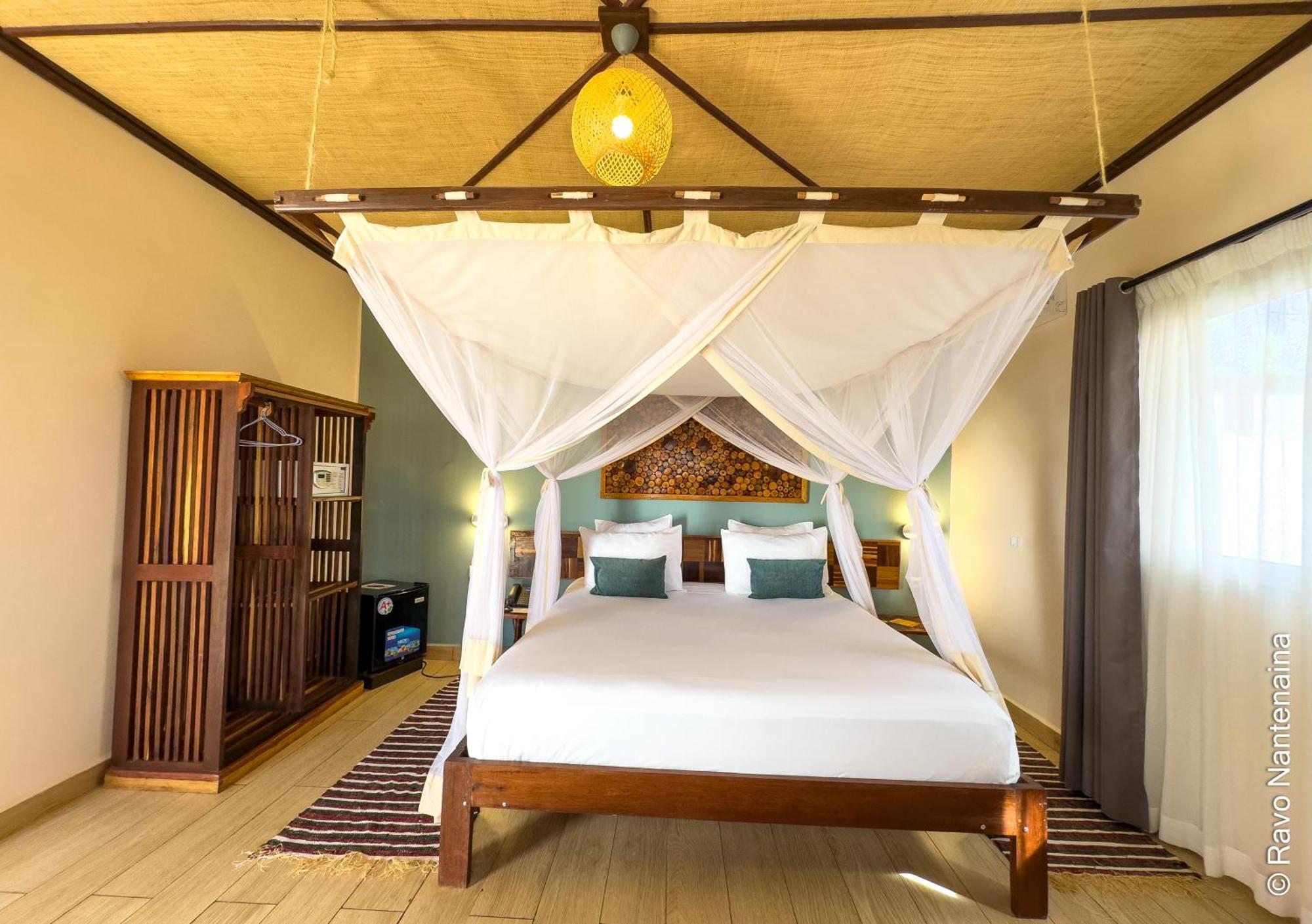 Bira Hotel Antsirabe Esterno foto
